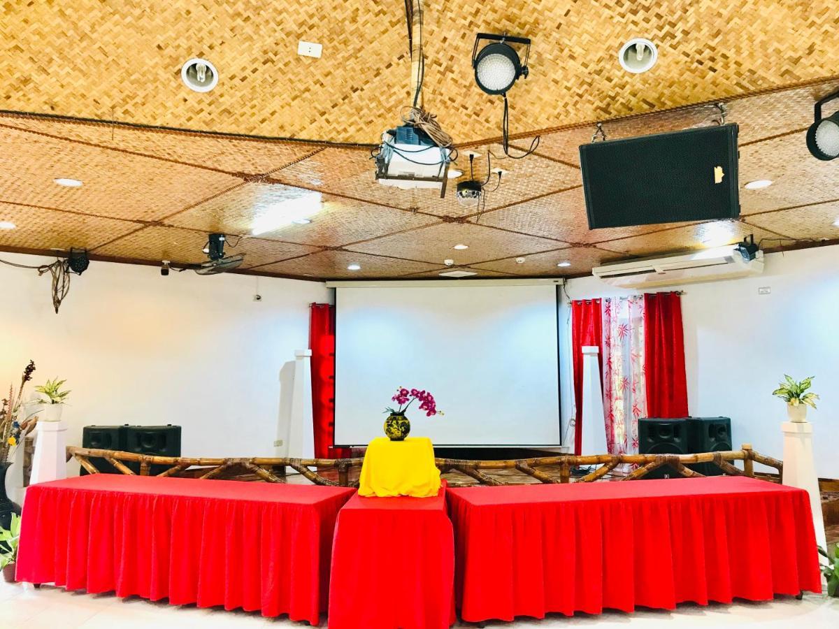 Dolce Vita Hotel Puerto Princesa Ngoại thất bức ảnh