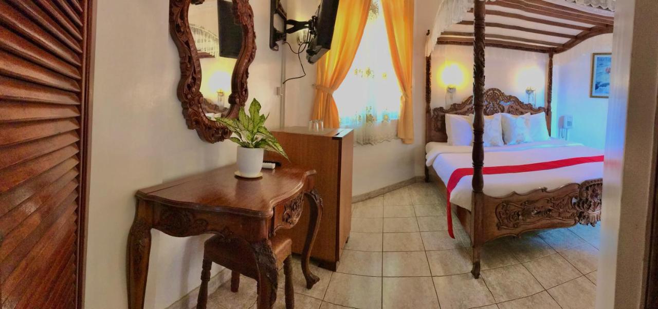 Dolce Vita Hotel Puerto Princesa Ngoại thất bức ảnh