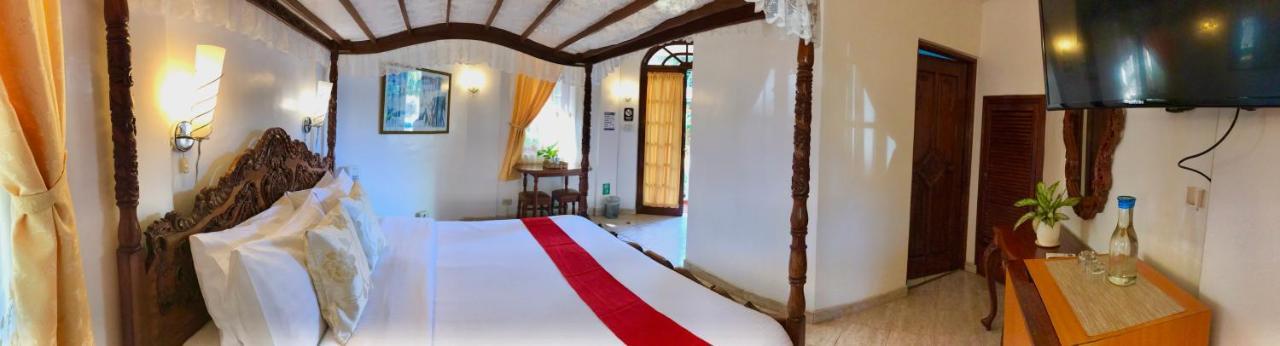 Dolce Vita Hotel Puerto Princesa Ngoại thất bức ảnh