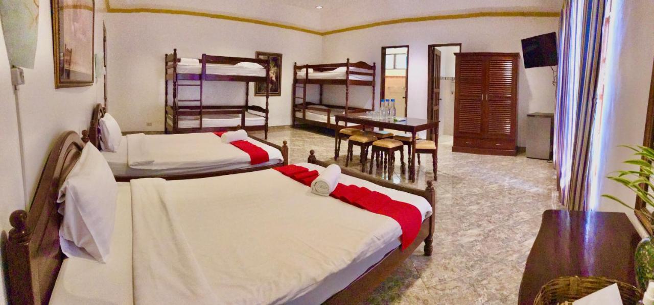 Dolce Vita Hotel Puerto Princesa Ngoại thất bức ảnh