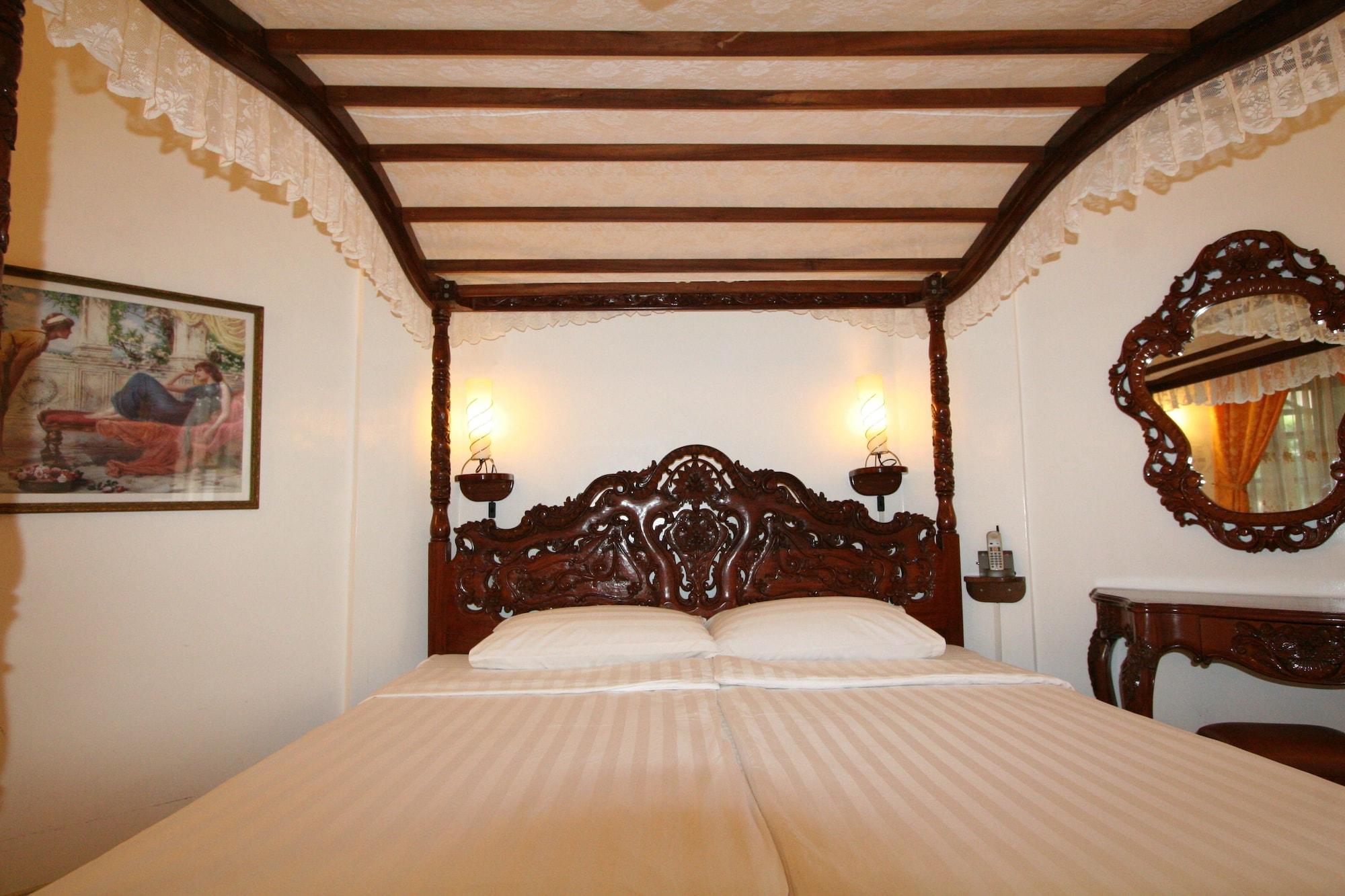 Dolce Vita Hotel Puerto Princesa Ngoại thất bức ảnh