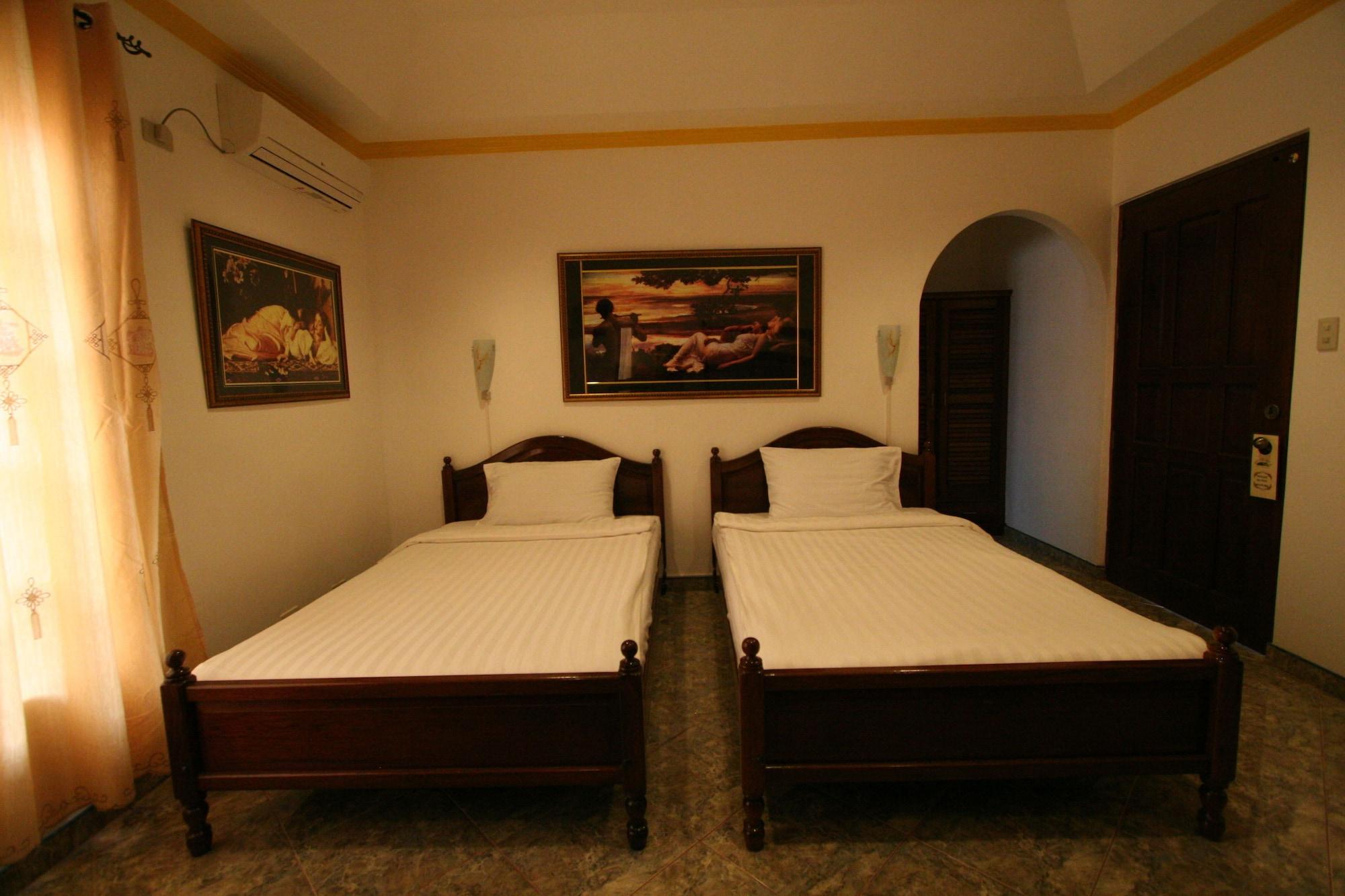 Dolce Vita Hotel Puerto Princesa Ngoại thất bức ảnh
